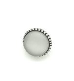 Anel com pedra em resina