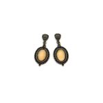 Brincos vintage em metal