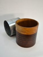 Cachepô em madeira maciça