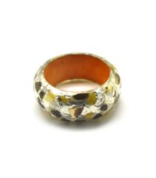 Pulseira Zigsa com conchas