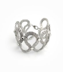 Pulseira de metal com strass