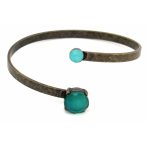 Pulseira pedras coloridas e aro metálico