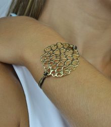 Pulseira rendilhada de corações
