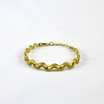 Pulseira de formas onduladas em zinco