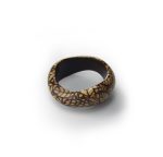 Pulseira de madeira e resina