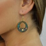 Brincos boho style color