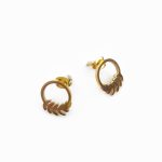 Argolas com folhas em aço