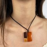 Colar em Nácar Pintado à Mão