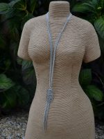 Colar strass com franjas