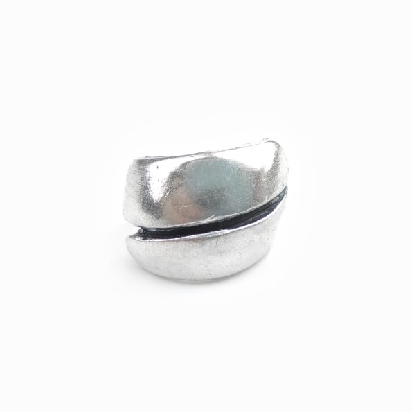 Anel Prateado Minimalista