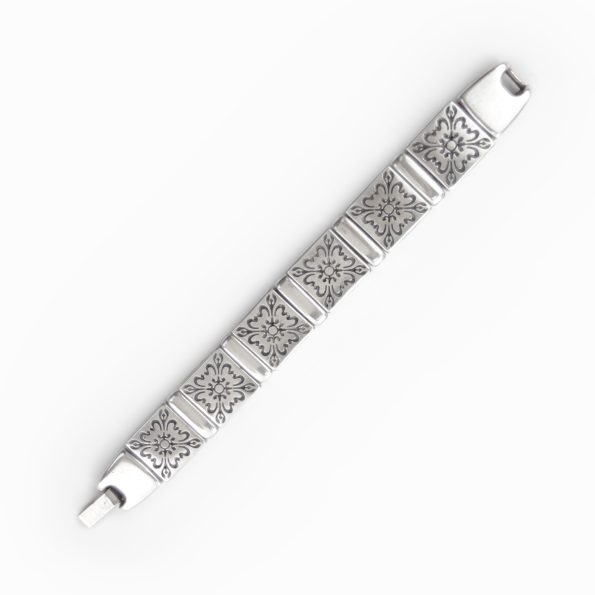 Pulseira alpaca símbolos tribais