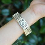 Pulseira alpaca símbolos tribais