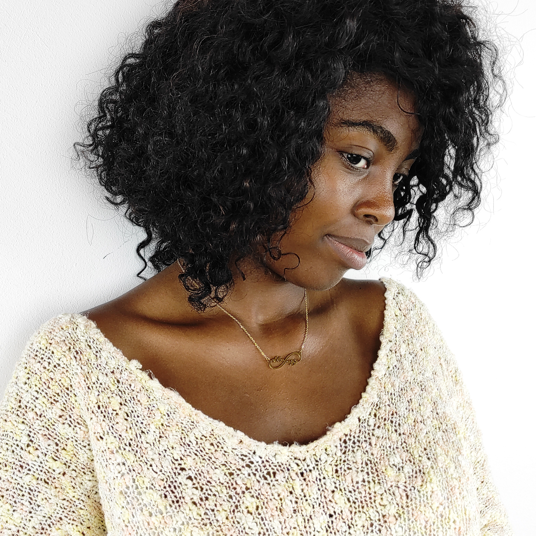 Colar Infinito dourado (1) Colar Infinito dourado