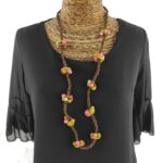 Colar tons terra e florais