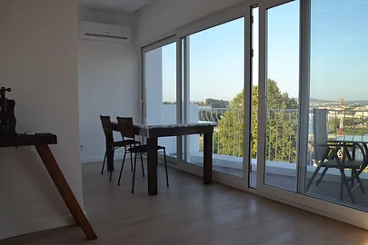 580db3_3f93a2b8e71740bf889b328399043598mv2