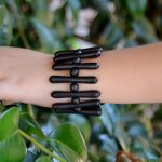 Pulseira em Madeira Natural – Estilo Orgânico e Artesanal