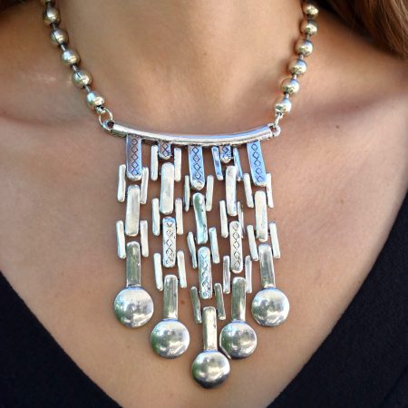 Colar Cascata Geométrica