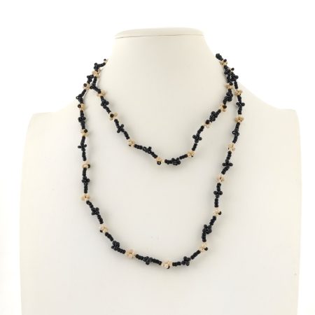 Colar Artesanal Preto e Bege