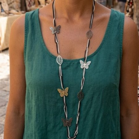 Colar Borboletas e Folhas Trabalhadas Boho